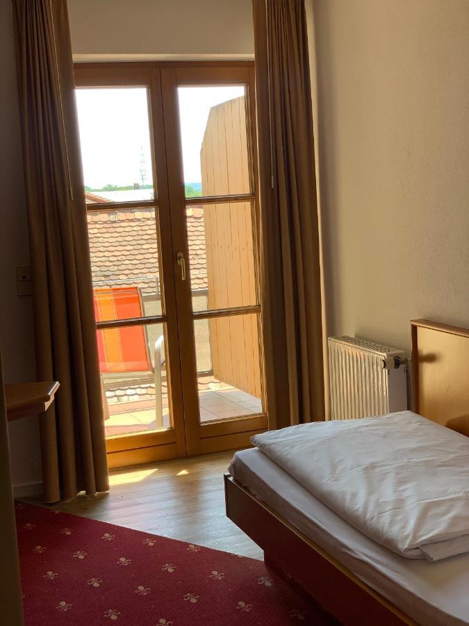 Hotel Erlenbacher Hof Bad Homburg vor der Höhe Esterno foto